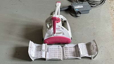 Aspirateur de piscine automatique