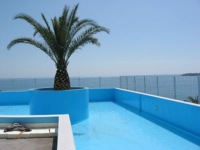 Ausweitung der Schwimmbadproduktion