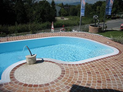 Customized swimming pool