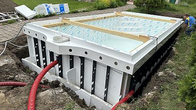 Installation and production of swimming pool with skimmer in Slavkov u Brna