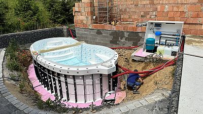 Piscine en forme de rein